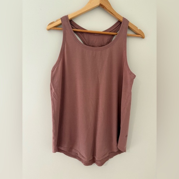 Lululemon love tank size 8 pleated back red dust - Picture 3 of 9